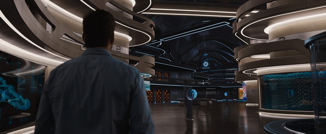 08 Passengers Concourse